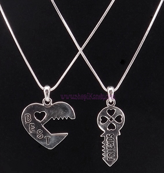 BEST FRIENDS Heart & Key Necklace Set