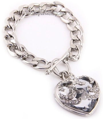 Crystal Heart Toggle Bracelet