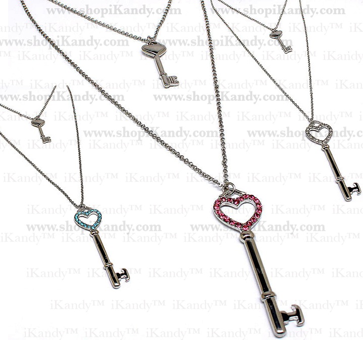 Double Key Heart Necklace