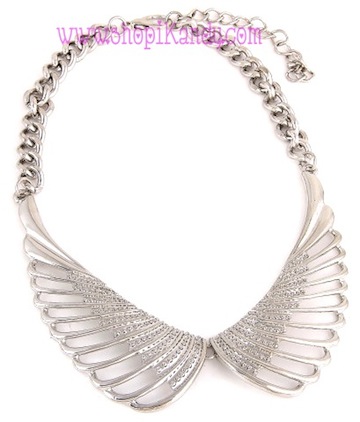 Wings Bib Collar Necklace